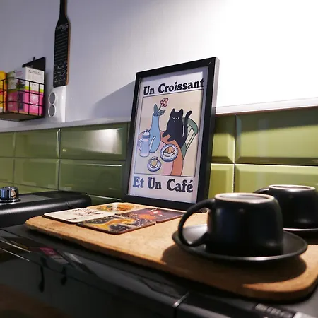 Central Studio Apartment Apartment *