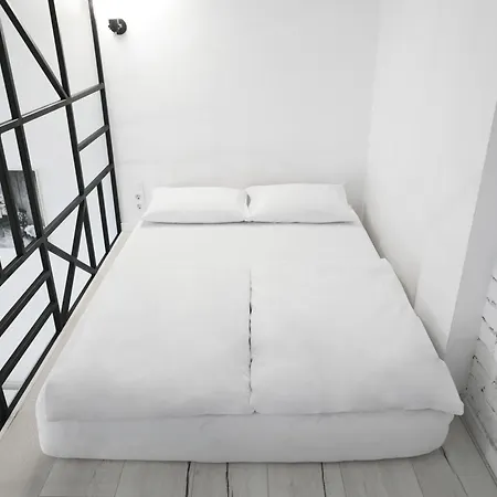 Central Studio Apartment