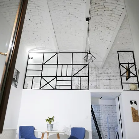 Central Studio Apartment * Cluj-Napoca